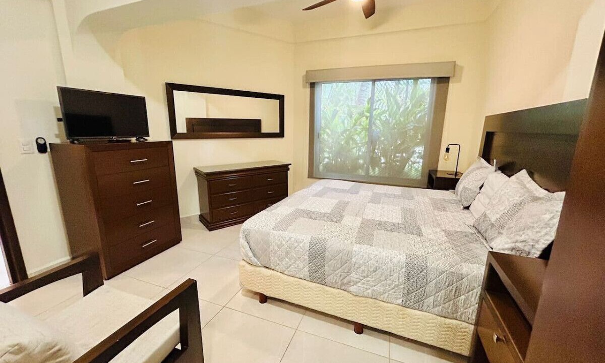 Photo of Bedroom in Cerritos