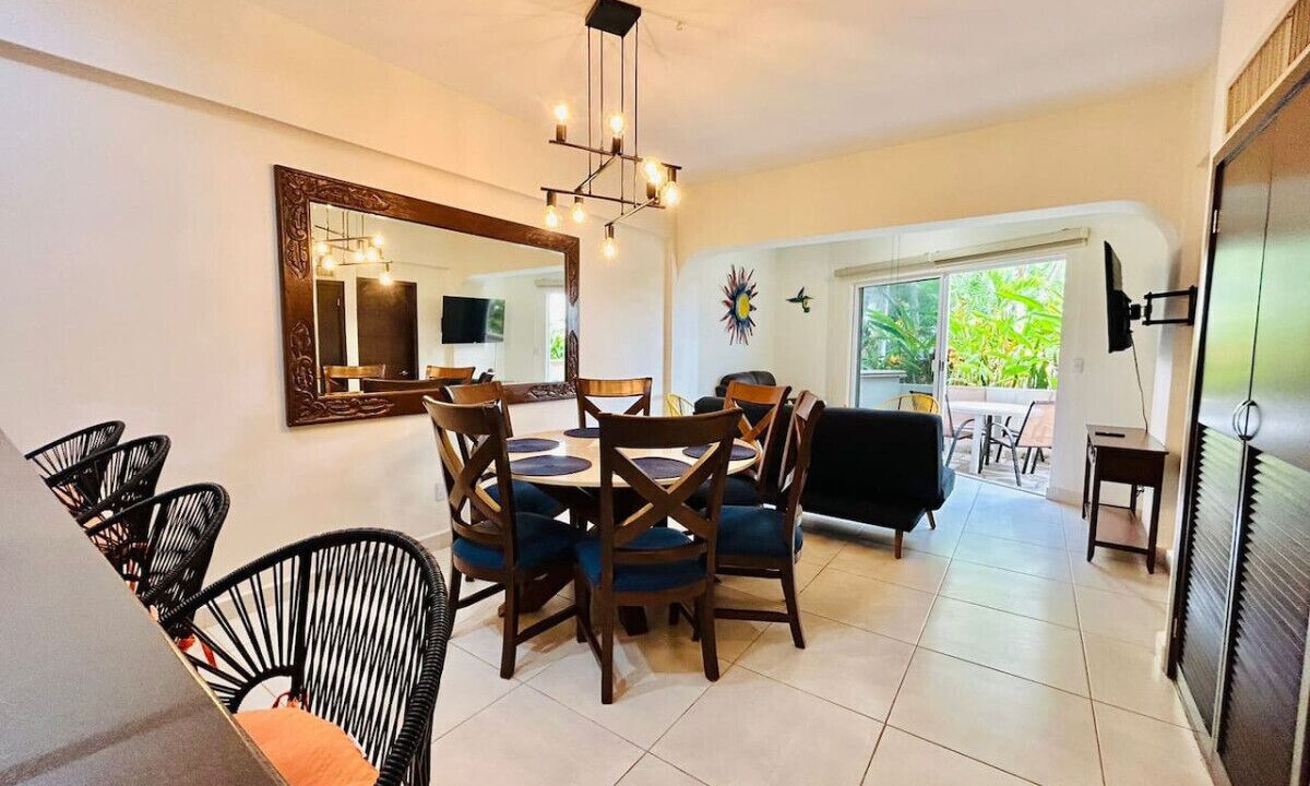 Photo of Livingroom in Cerritos