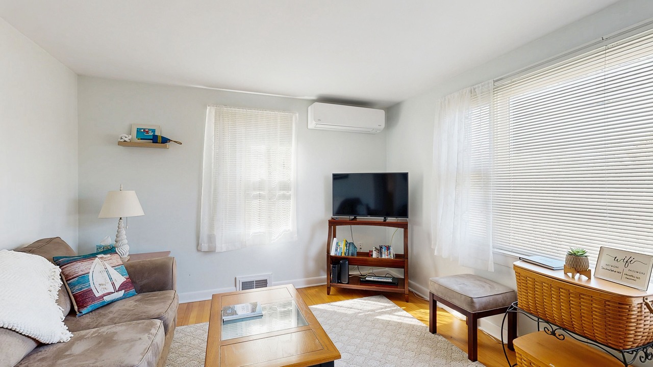 Photo of Livingroom in Winter Harbor