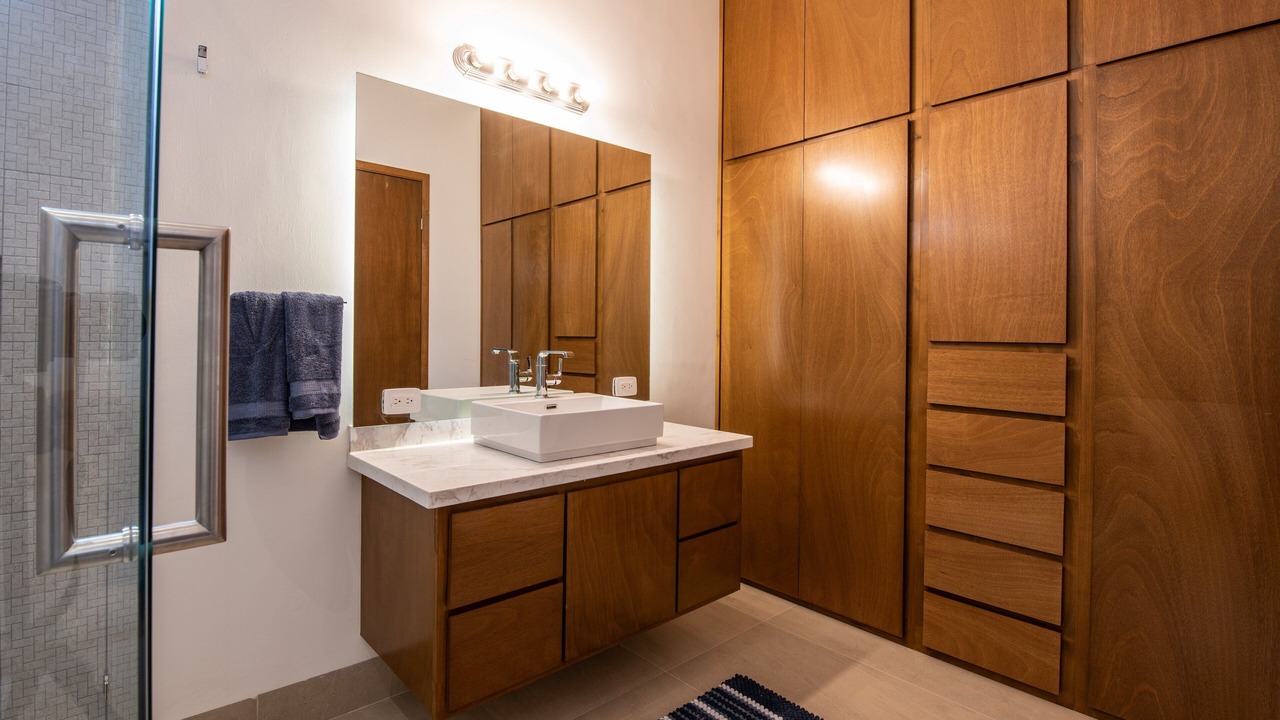 Photo of Bathroom in Marina Real