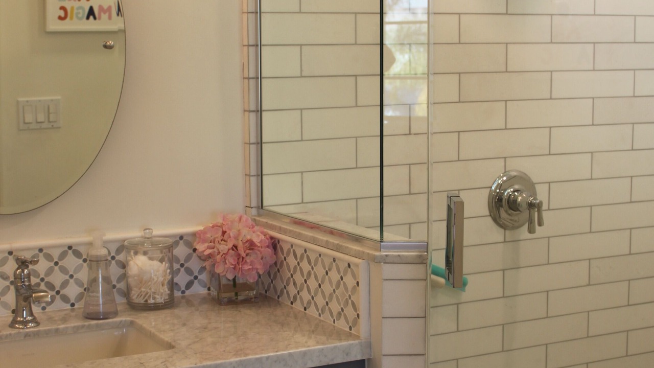 Photo of Bathroom in Valmonte