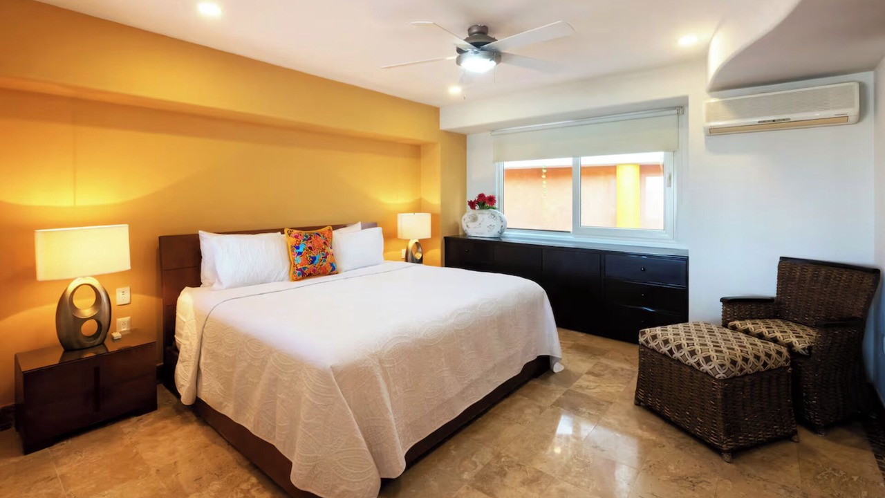 Photo of Bedroom in Romantic Zone