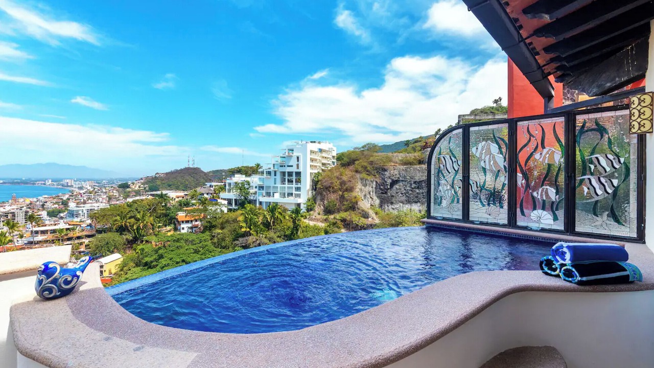 Photo of Outdoor in Romantic Zone