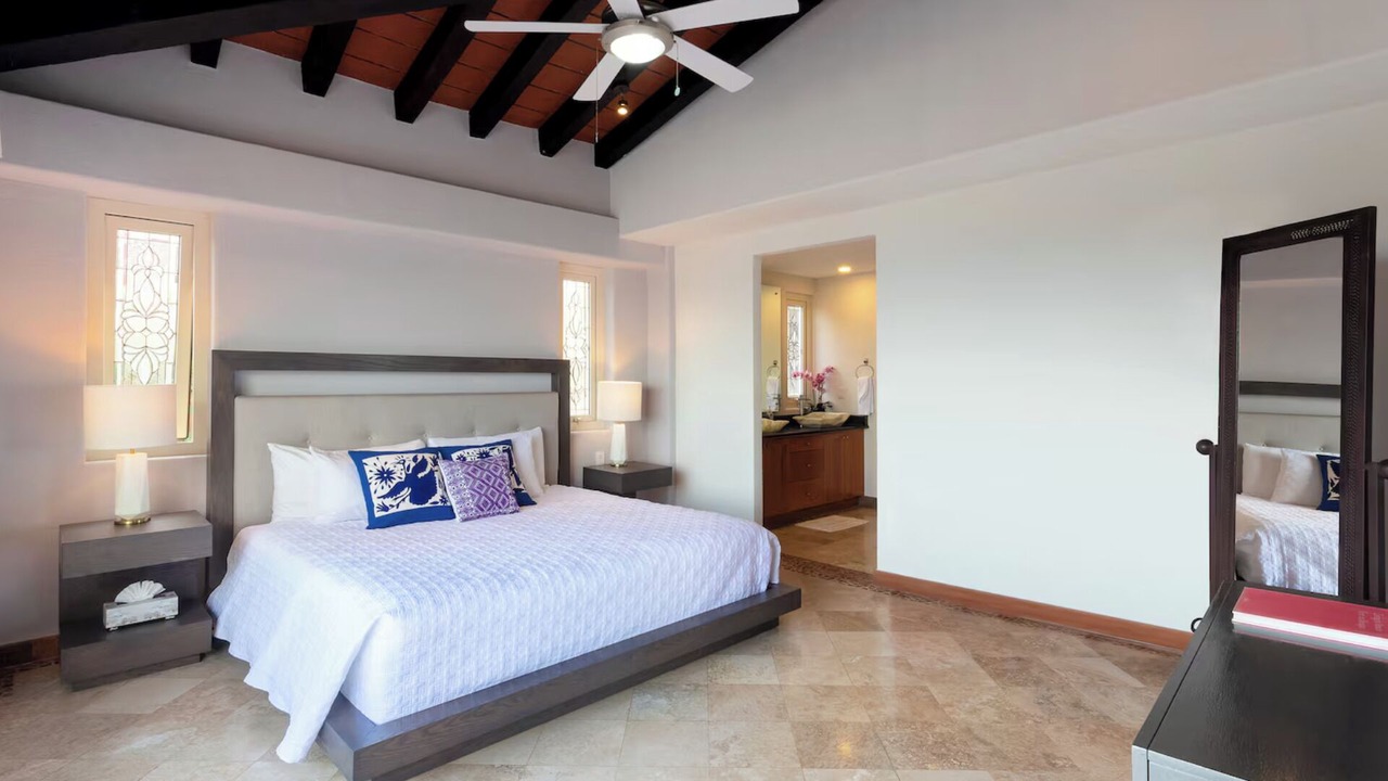 Photo of Bedroom in Romantic Zone