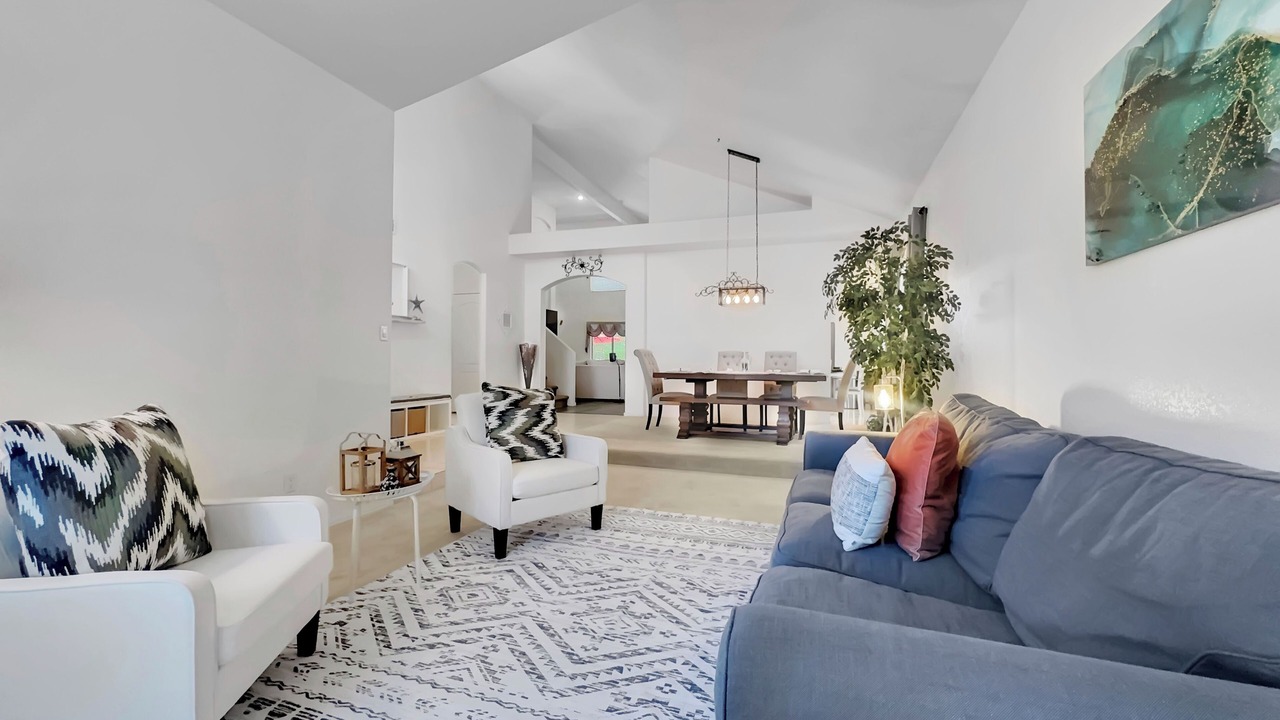 Photo of Livingroom in Superstition Springs