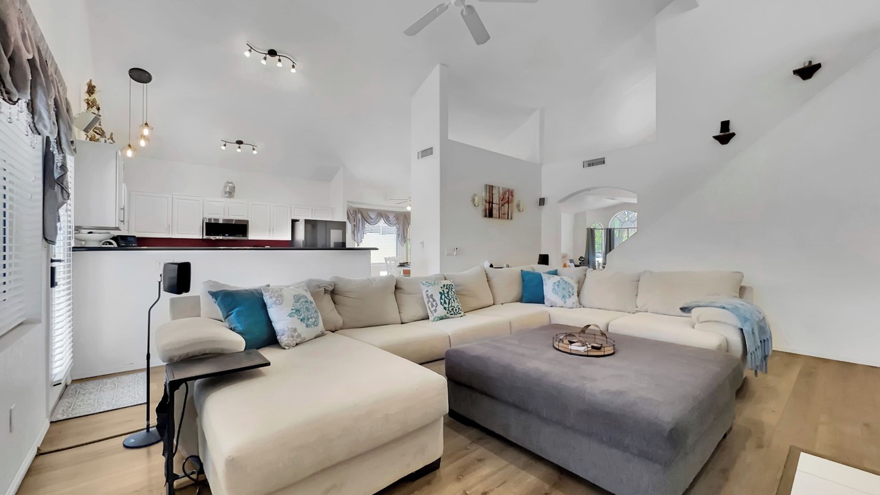 Photo of Livingroom in Superstition Springs