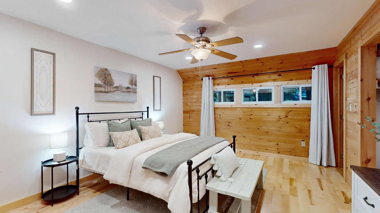 Photo of Bedroom in Monmouth