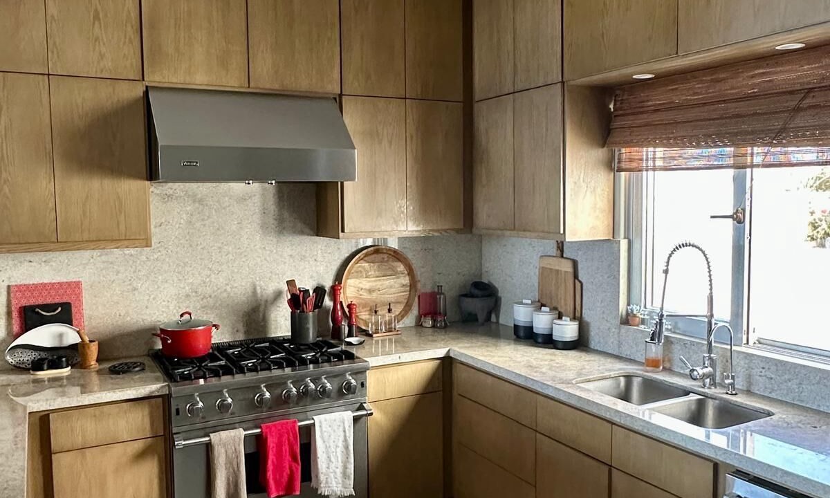 Photo of Kitchen in Vinorama
