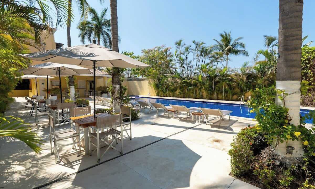 Photo of Outdoor in Flamingos