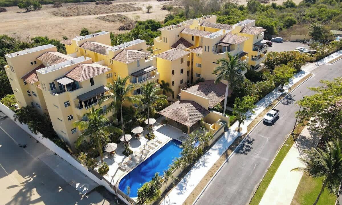 Photo of Outdoor in Flamingos