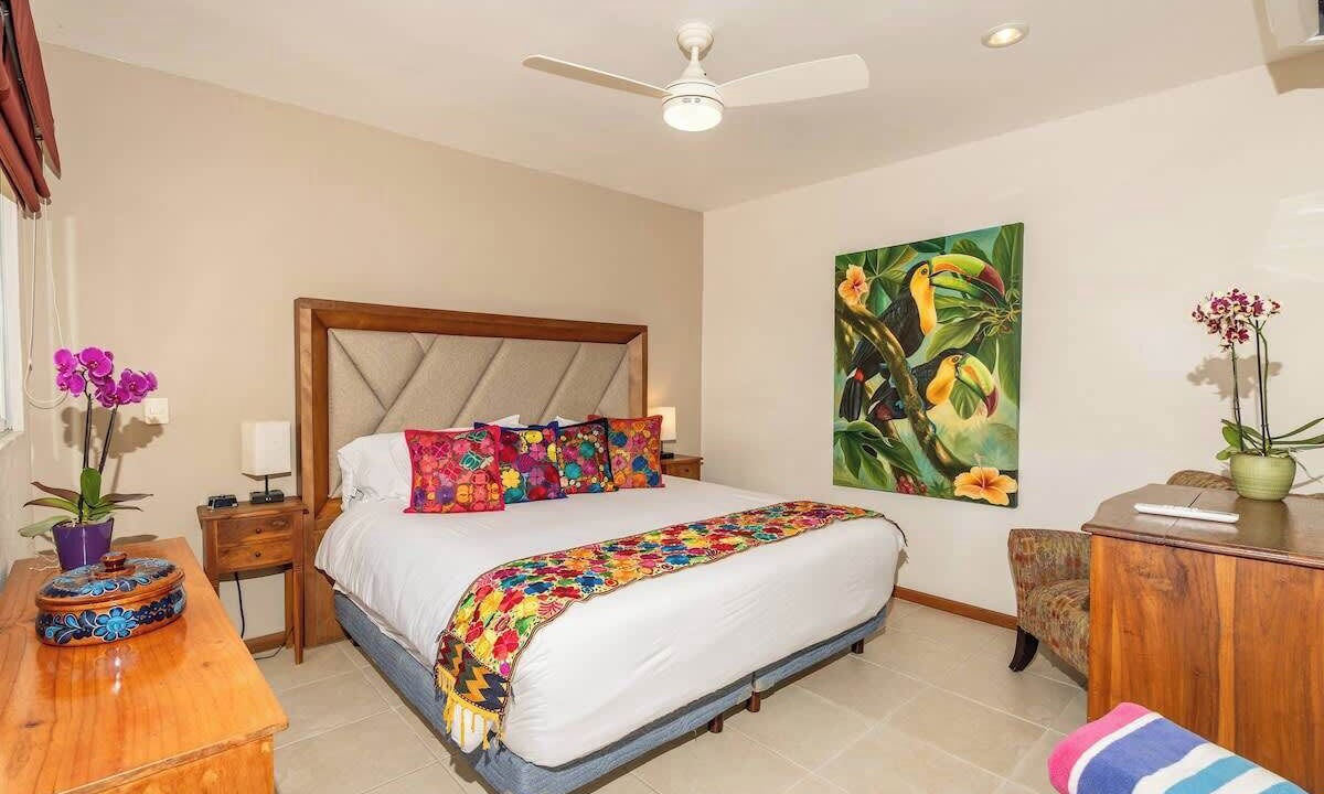 Photo of Bedroom in Flamingos