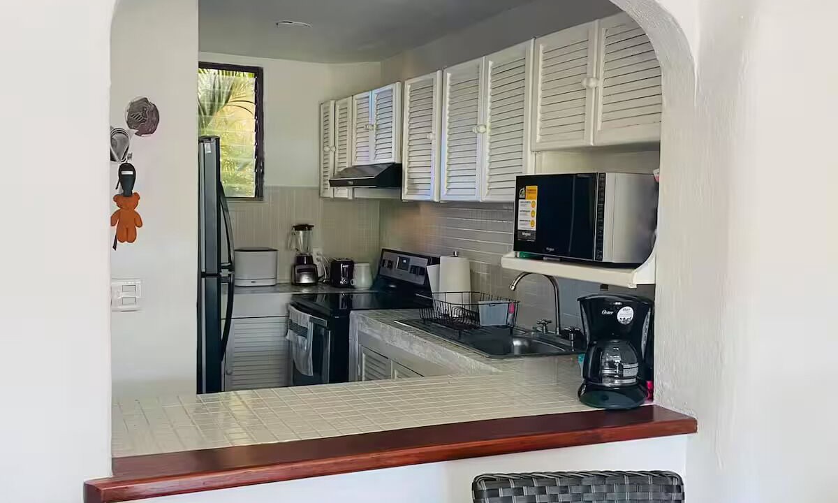 Photo of Kitchen in Isla Iguana