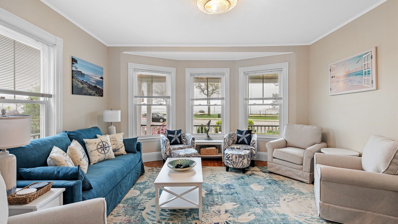 Photo of Livingroom in Gloucester
