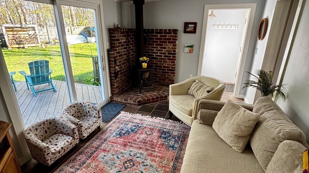 Photo of Livingroom in Pond Cove