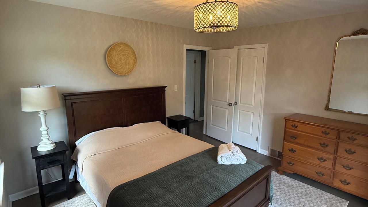 Photo of Bedroom in Dearborn