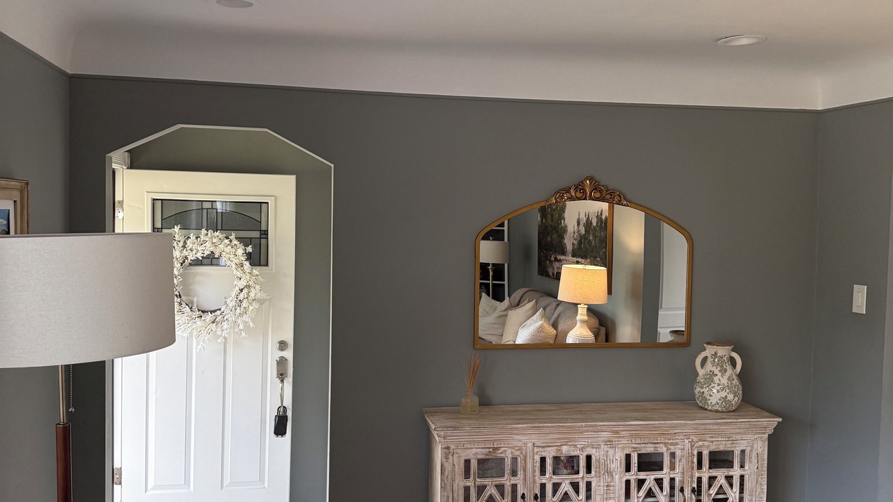 Photo of Livingroom in Dearborn