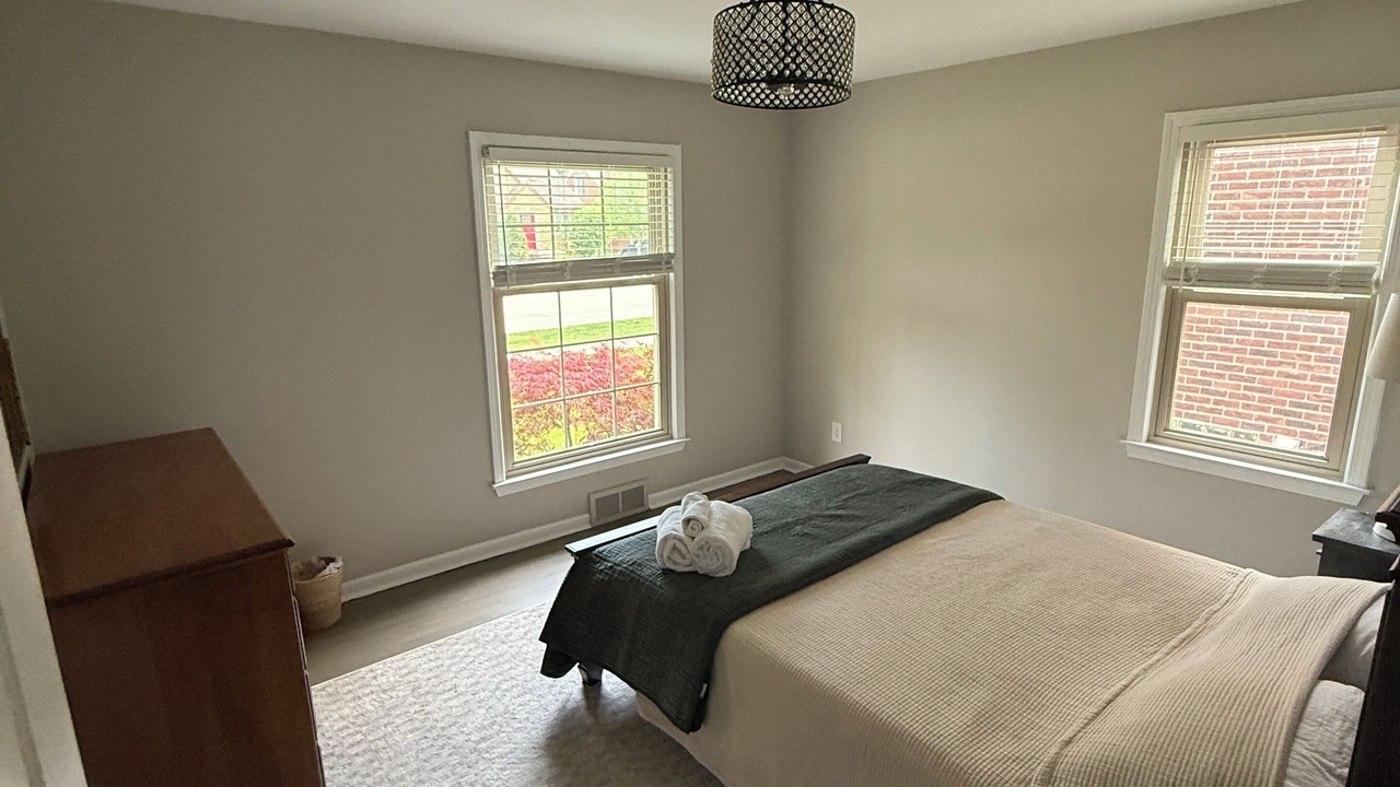 Photo of Bedroom in Dearborn