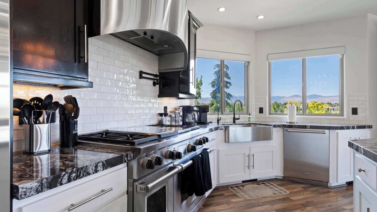 Photo of Kitchen in Draper