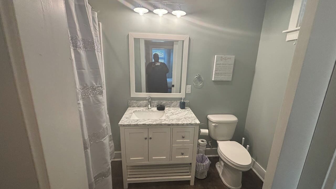 Photo of Bathroom in Dunean