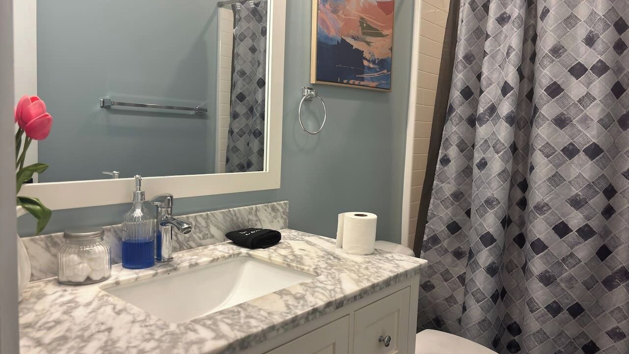 Photo of Bathroom in Dunean