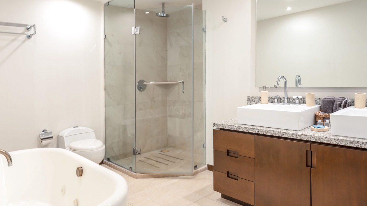 Photo of Bathroom in Cerritos