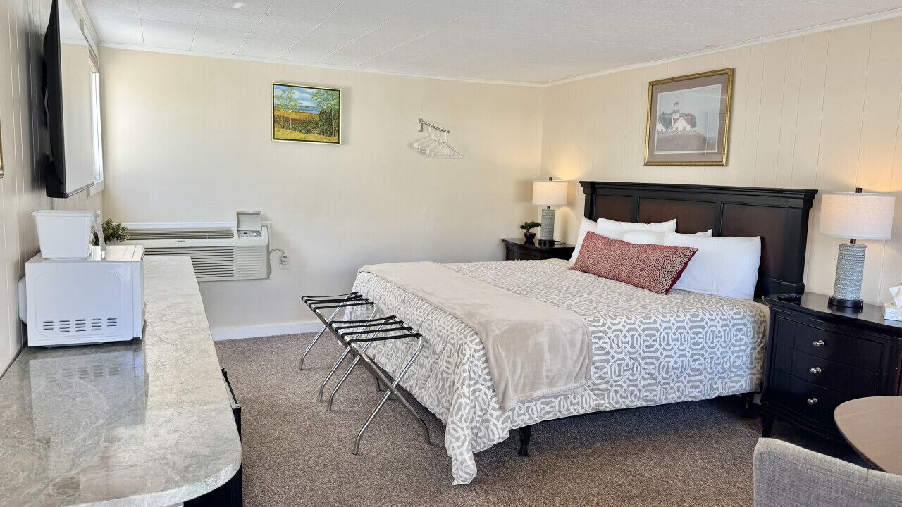 Photo of Bedroom in Hulls Cove