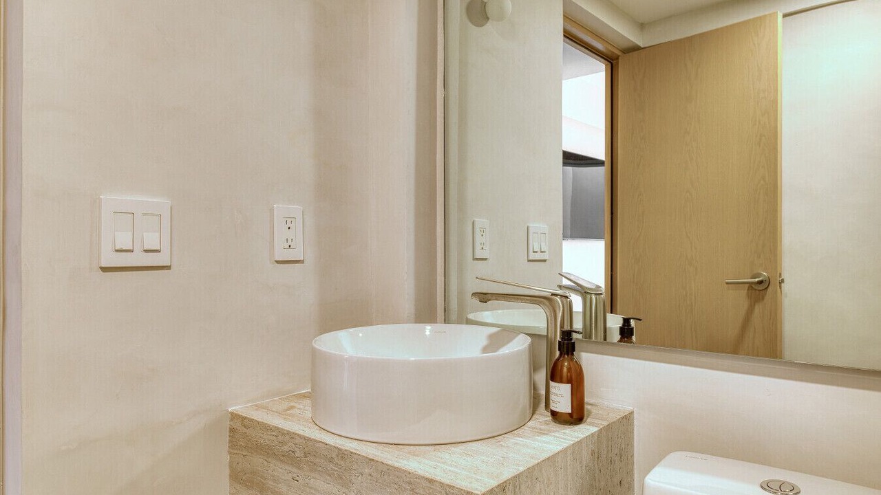 Photo of Bathroom in Reforma