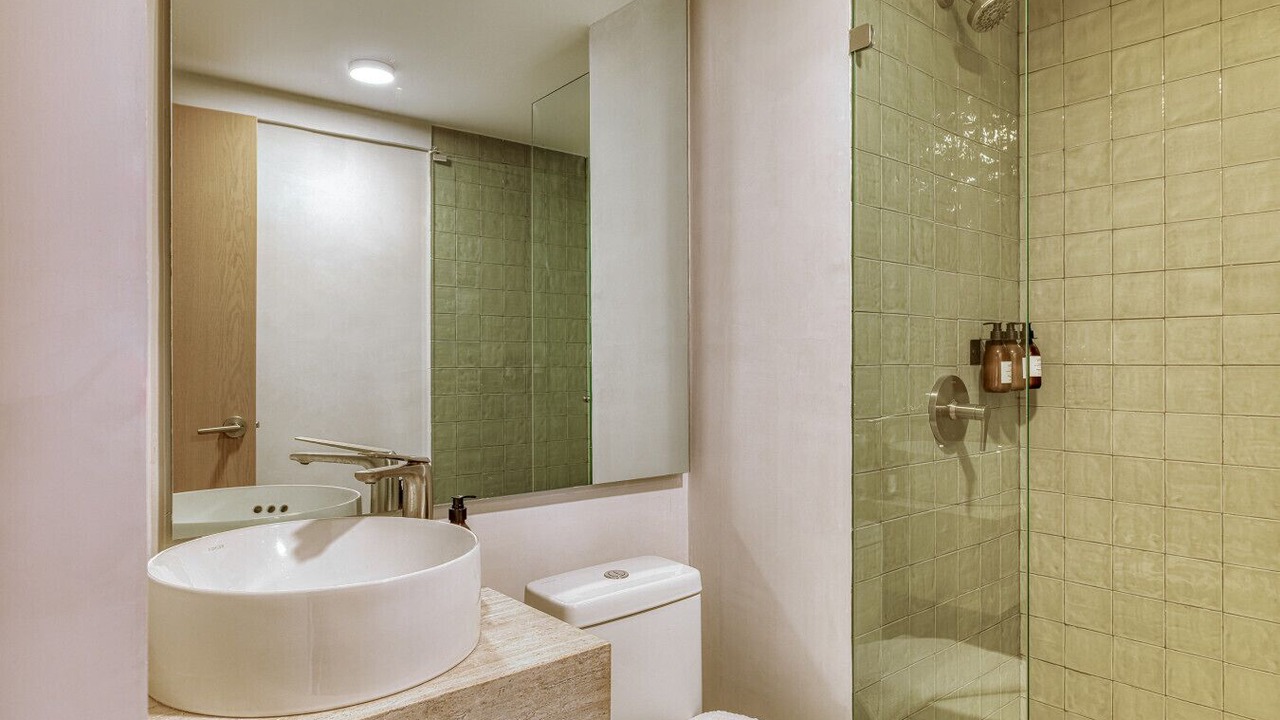 Photo of Bathroom in Reforma