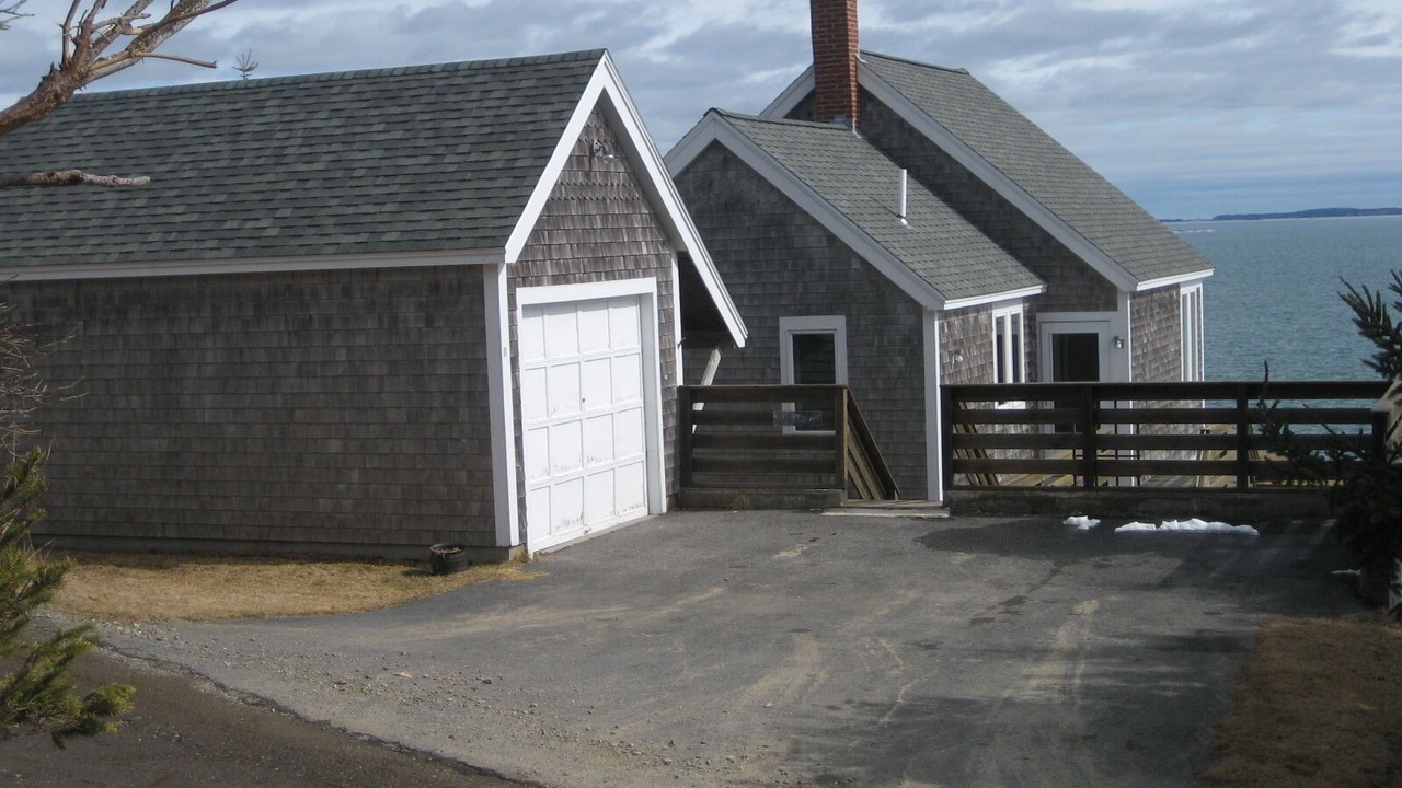 Photo of Outdoor in Round Pond
