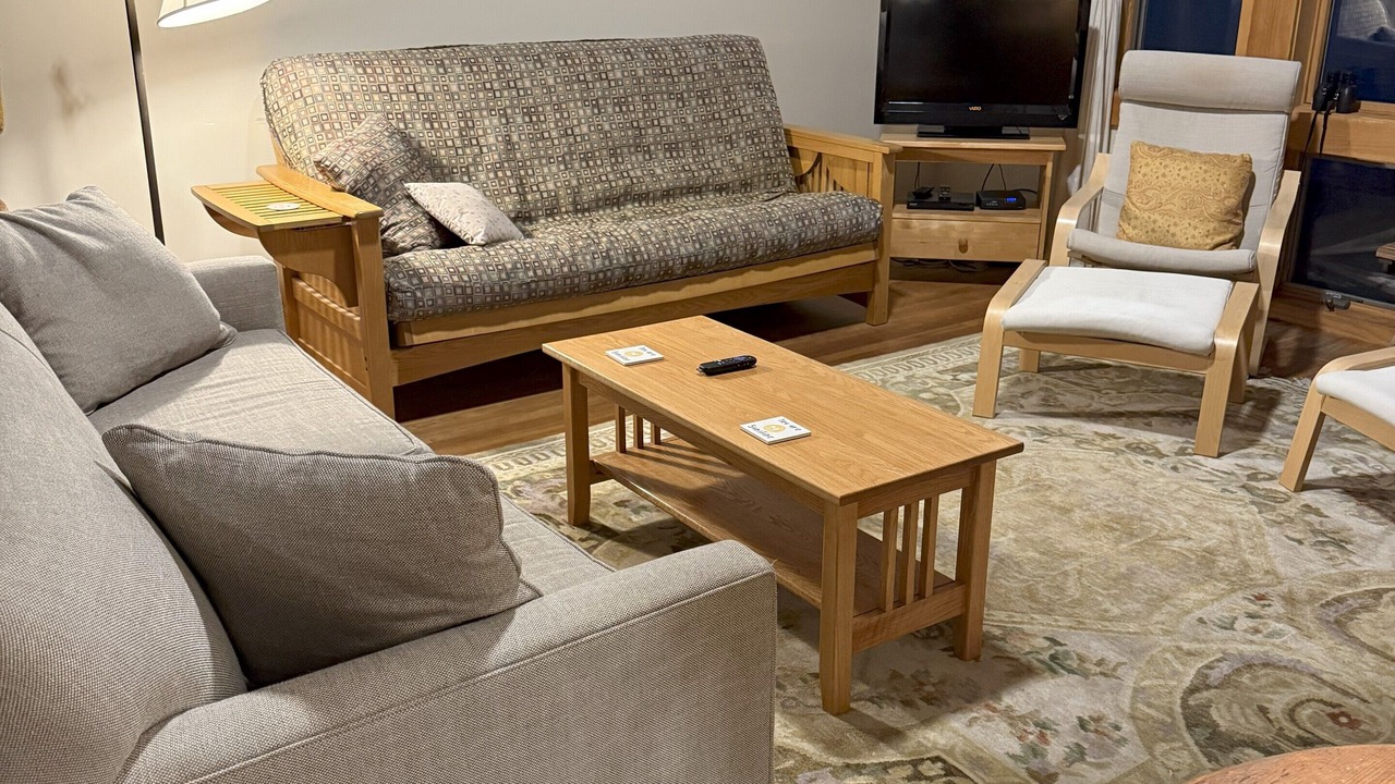 Photo of Livingroom in Round Pond