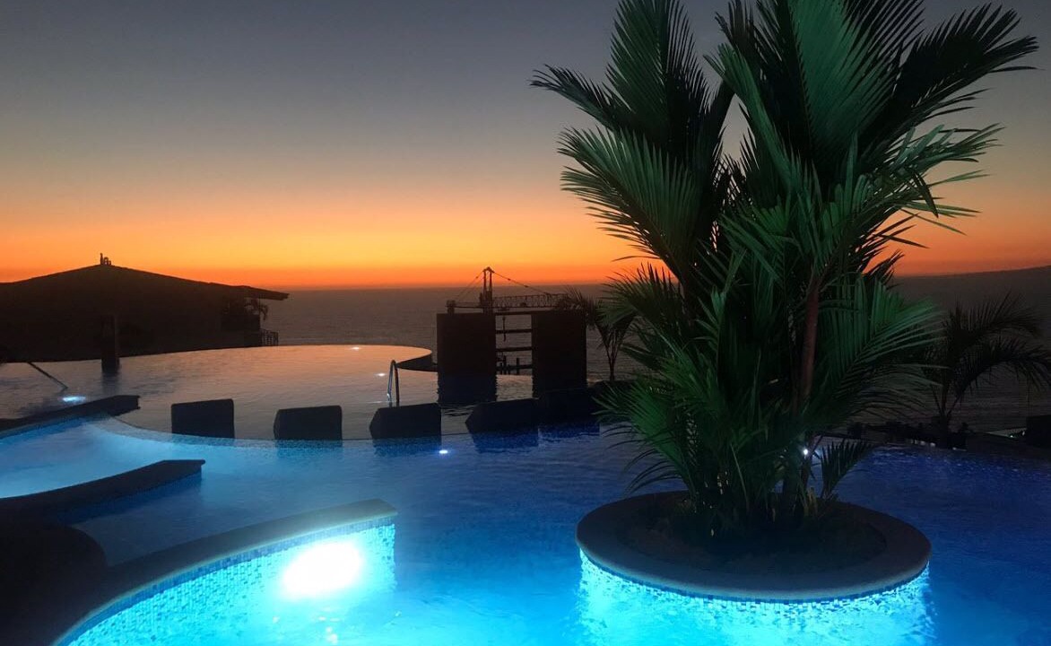 Photo of Outdoor in Romantic Zone