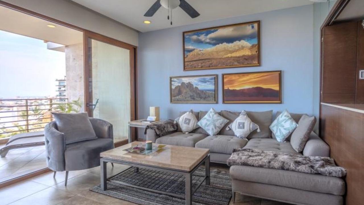 Photo of Livingroom in Romantic Zone