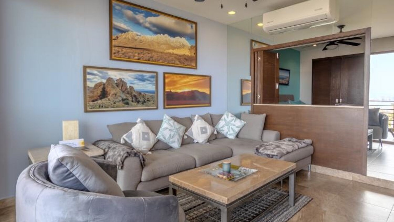 Photo of Livingroom in Romantic Zone