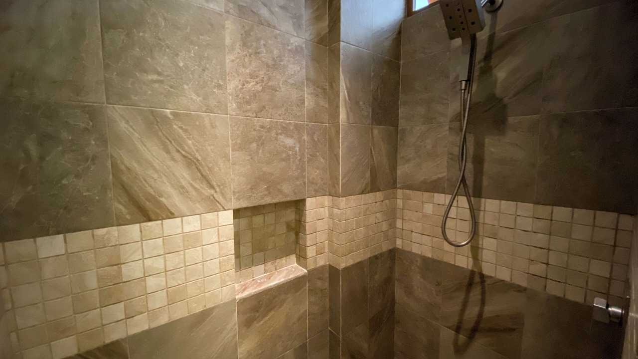 Photo of Bathroom in Romantic Zone
