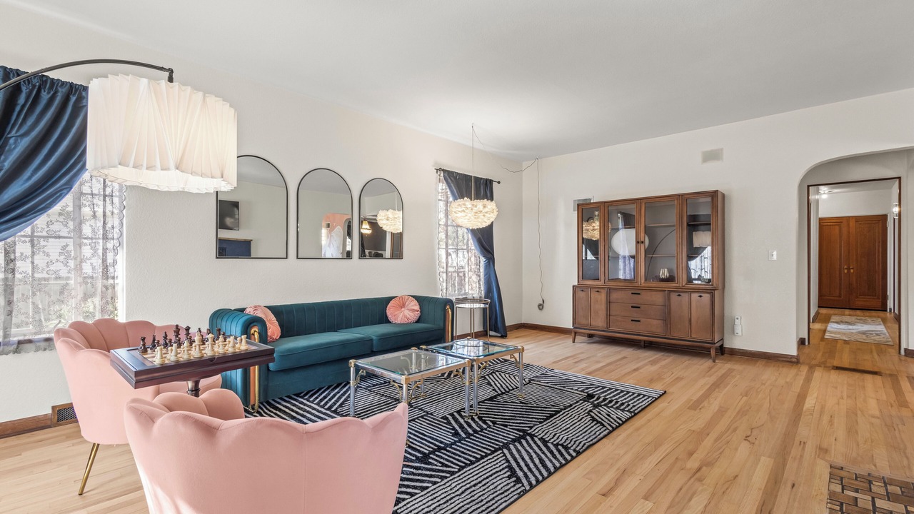 Photo of Livingroom in Canon City