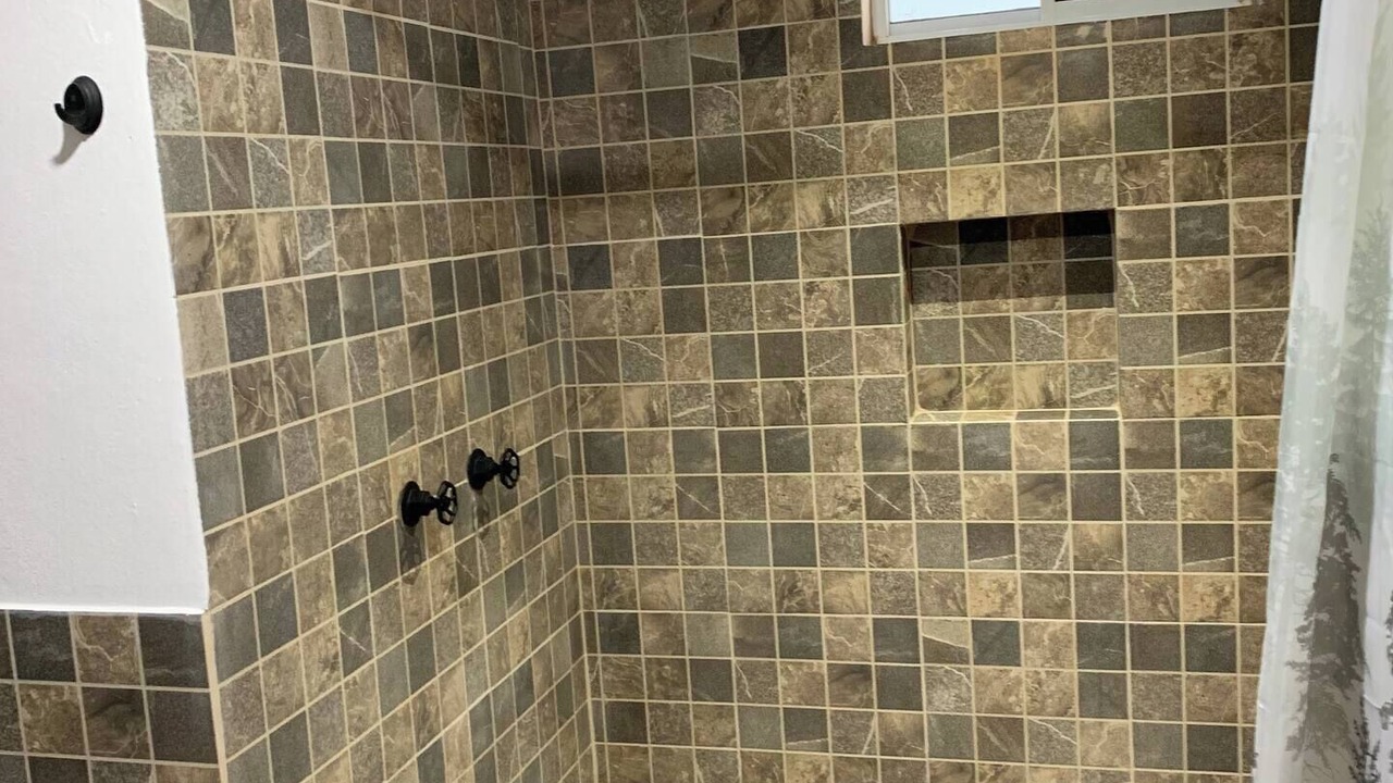 Photo of Bathroom in Creel