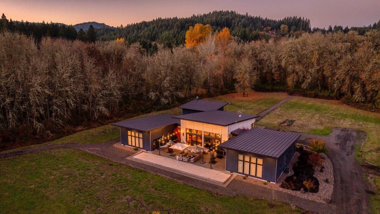 Photo of Outdoor in McMinnville