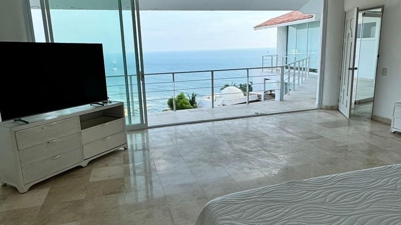 Photo of Bedroom in Puerto Marques