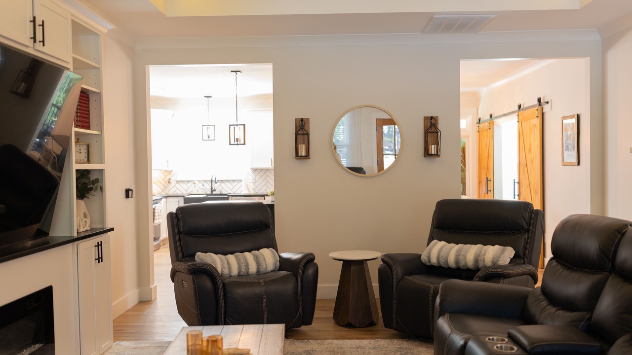 Photo of Livingroom in Landrum