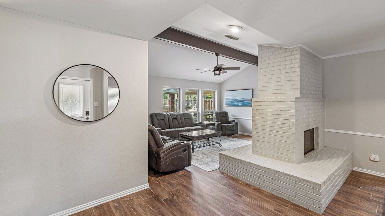 Photo of Livingroom in Flower Mound