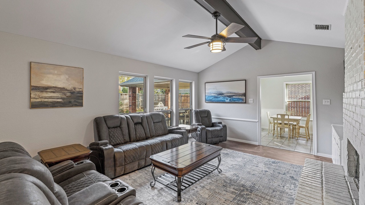 Photo of Livingroom in Flower Mound