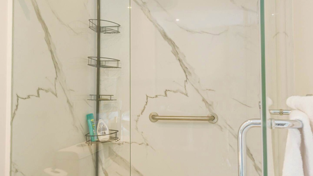 Photo of Bathroom in Flamingos