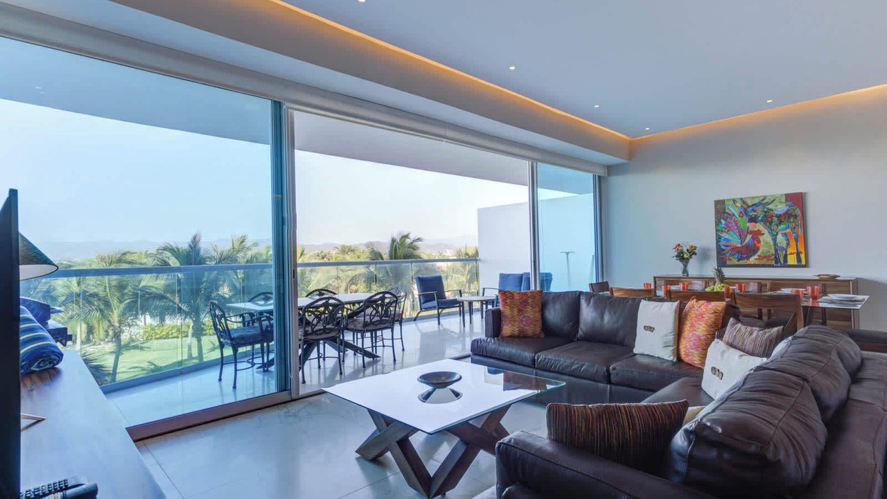 Photo of Patio Balcony in Flamingos