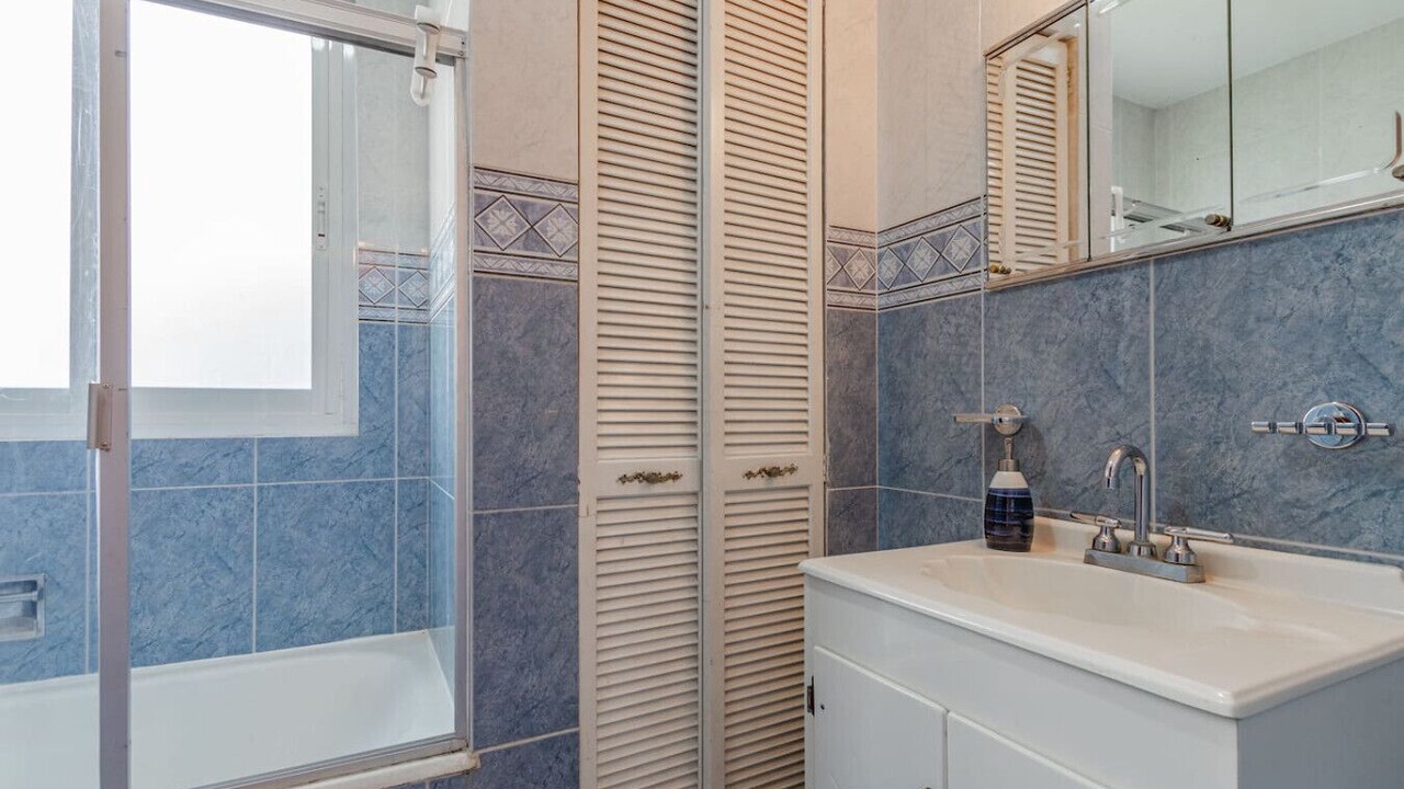 Photo of Bathroom in Anahuac