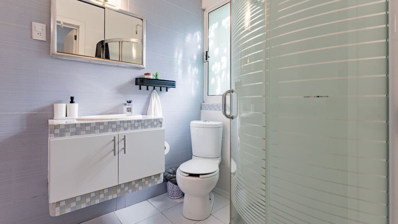 Photo of Bathroom in Anahuac
