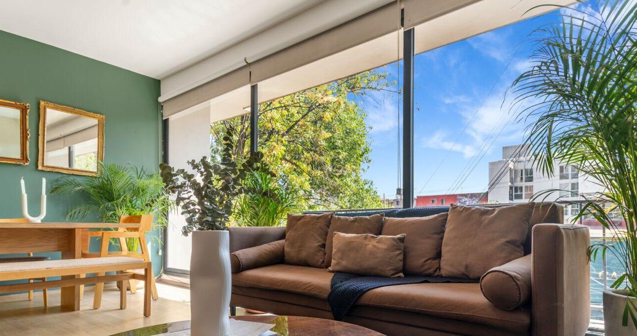 Photo of Livingroom in Anahuac