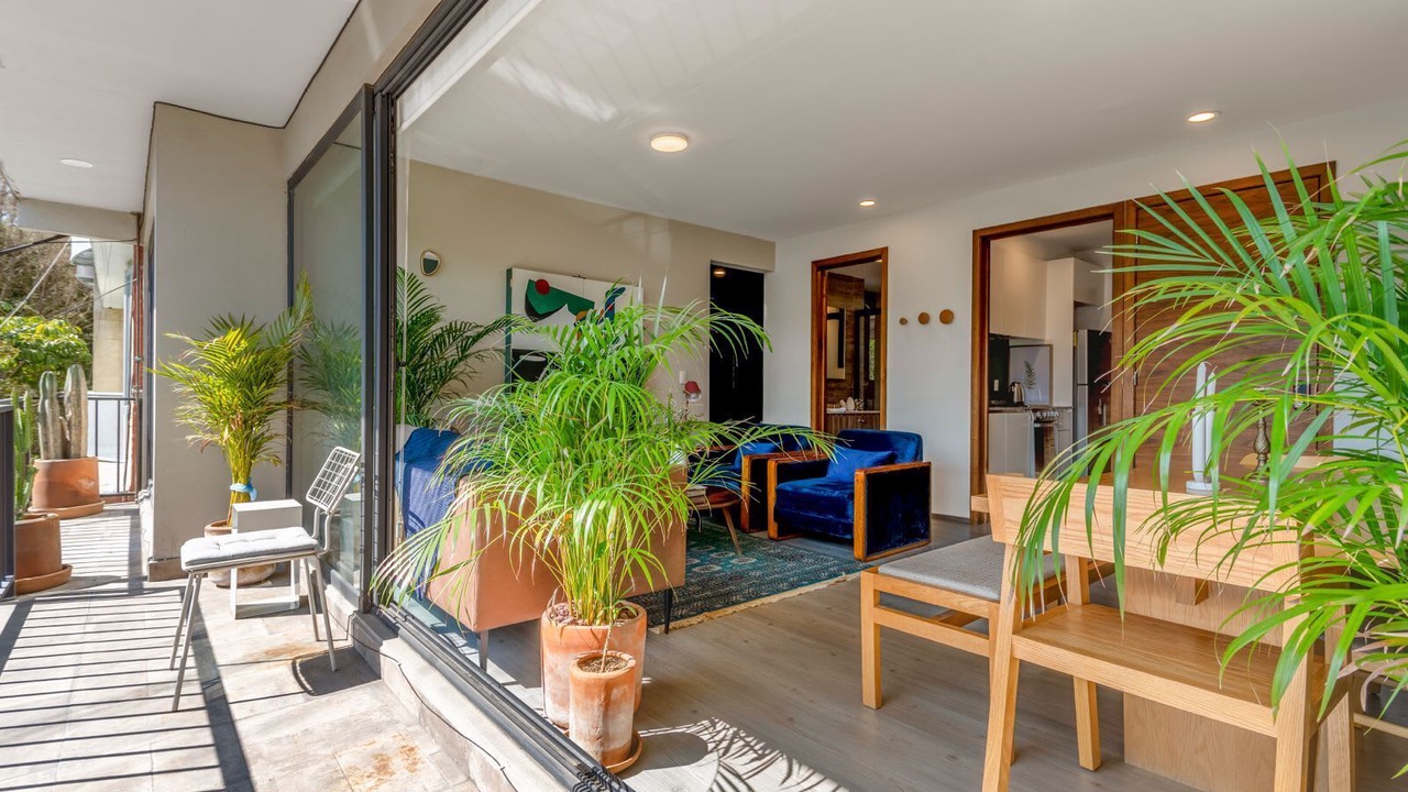Photo of Patio Balcony in Anahuac