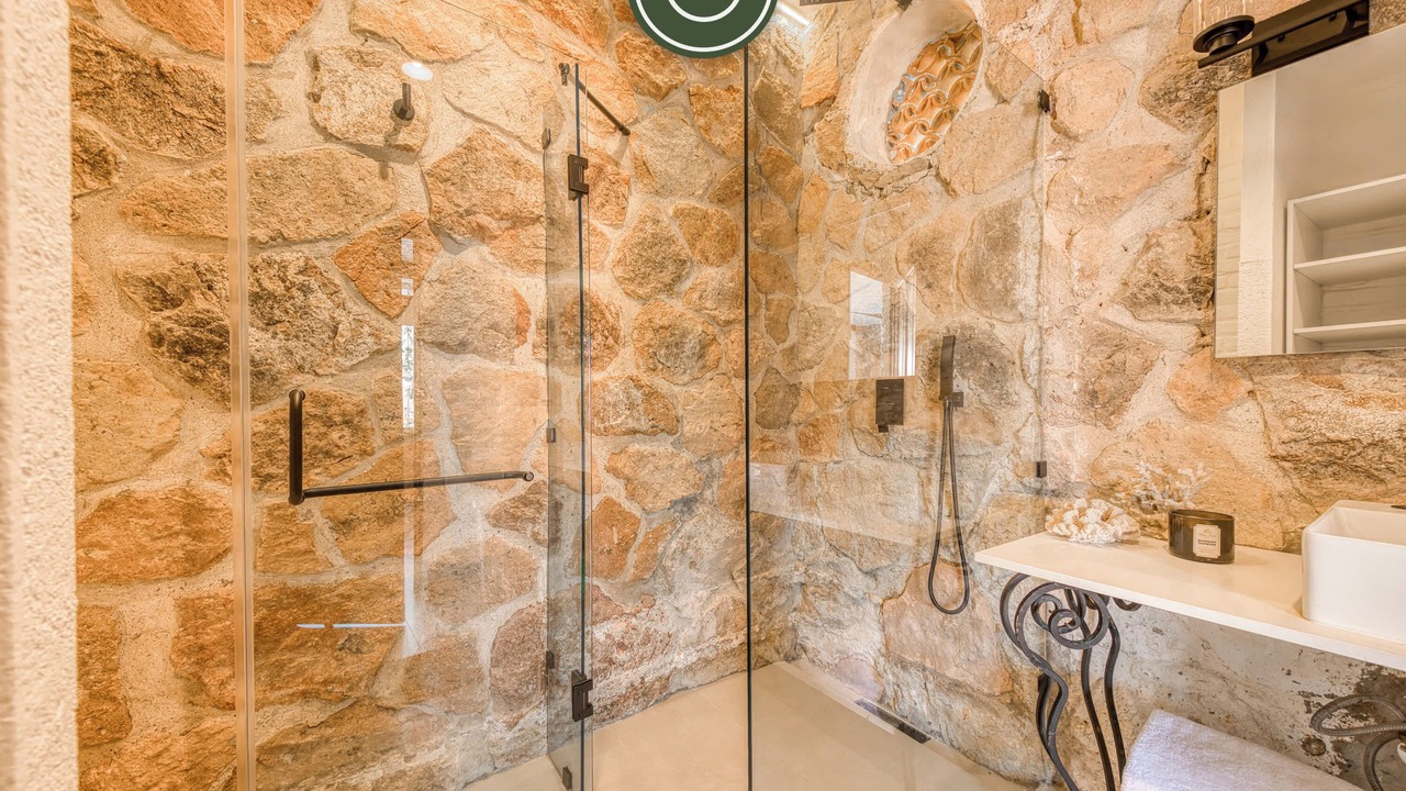 Photo of Bathroom in Conchas Chinas