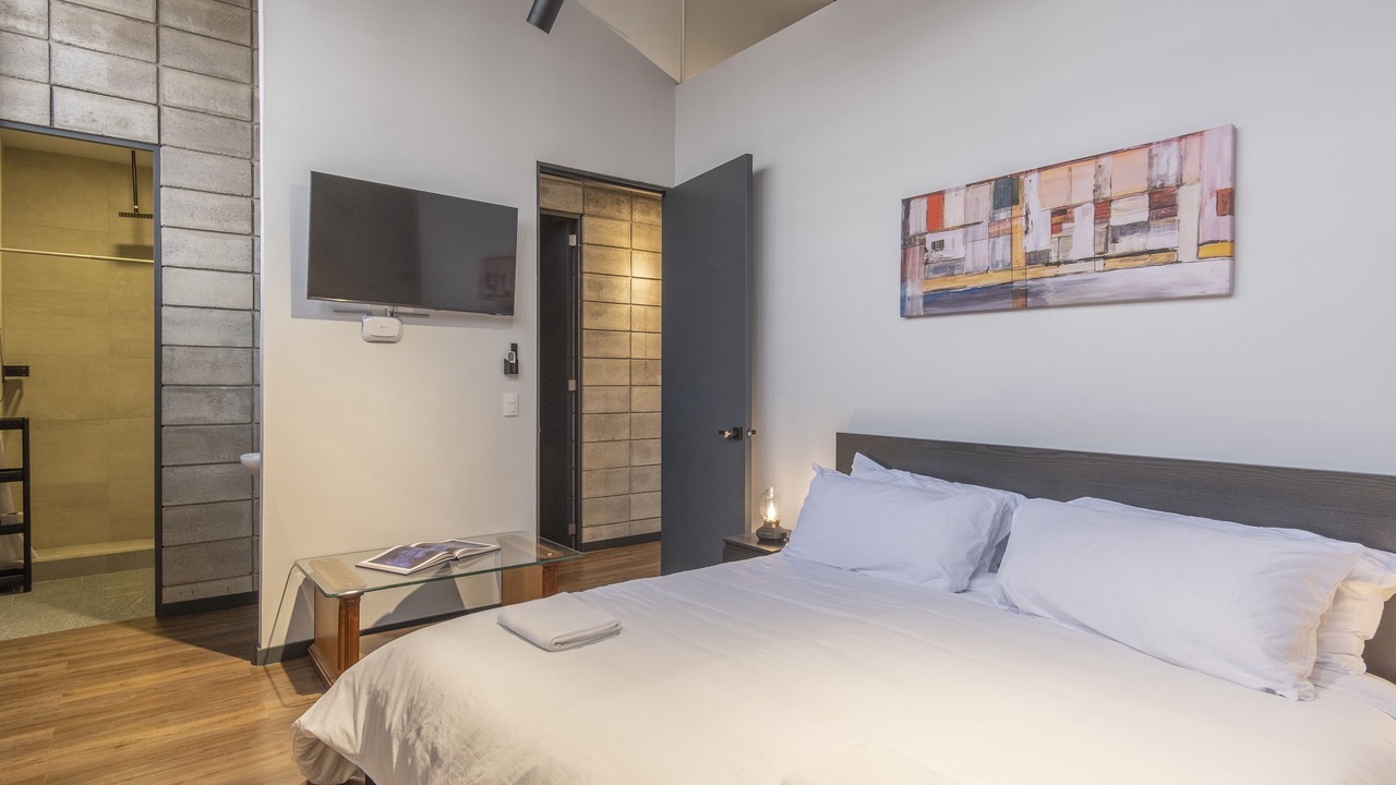 Photo of Bedroom in Anahuac