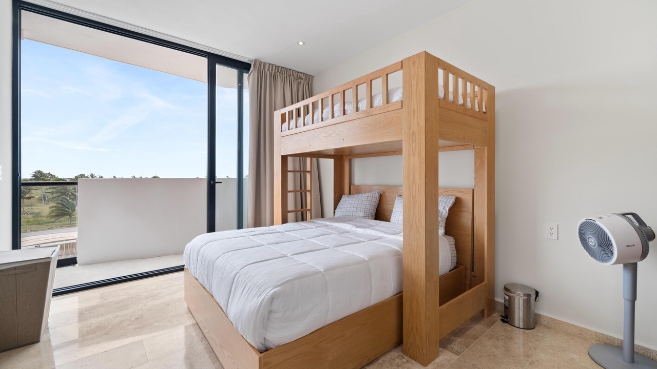 Photo of Bedroom in Miramar